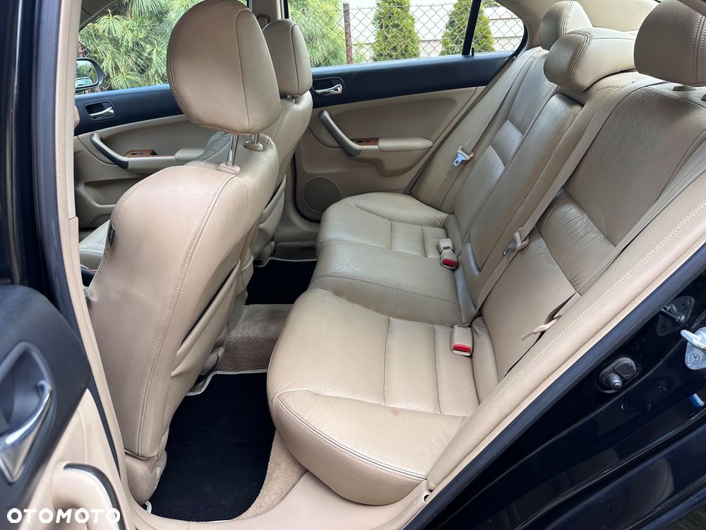 Honda Accord 2.4 i Automatik Executive - 22