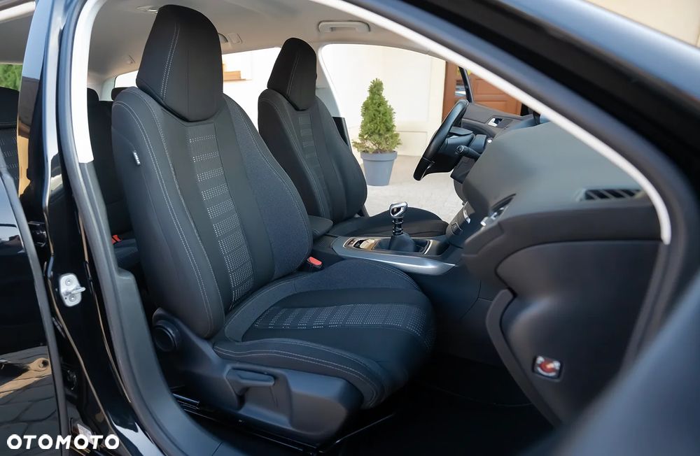 Peugeot 308 PureTech 130 Stop & Start Allure - 26