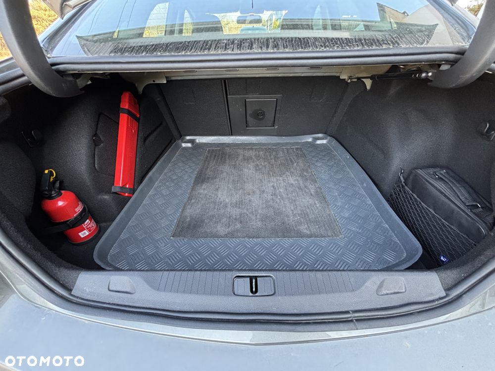 Opel Astra 1.4 T EU6 - 17