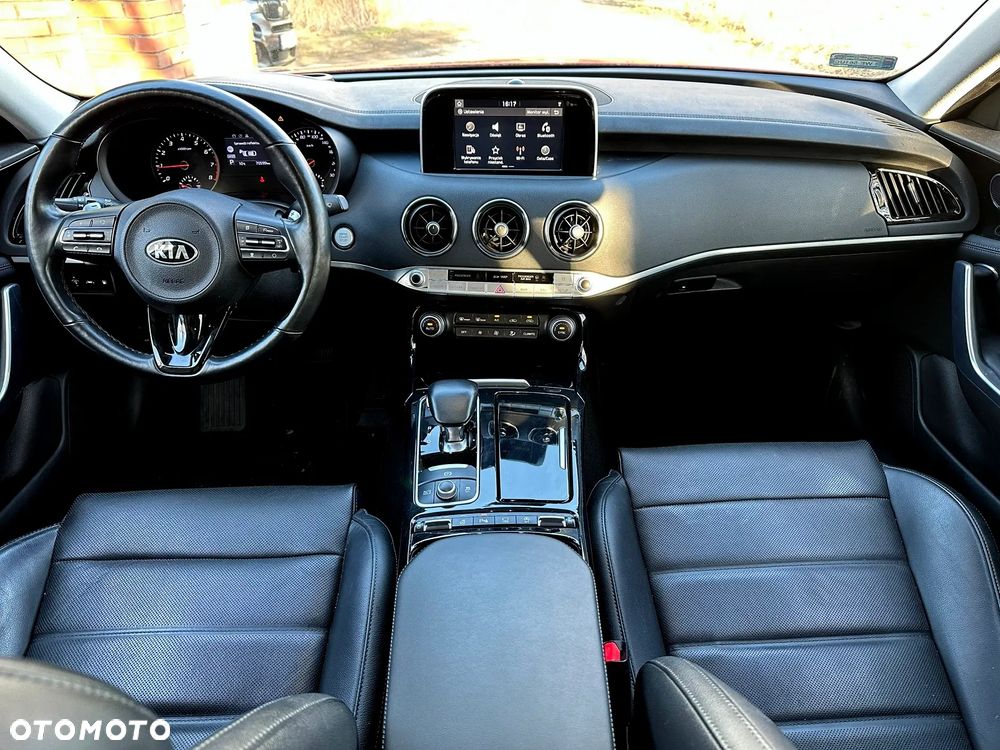 Kia Stinger 2.0 T-GDI GT Line - 11