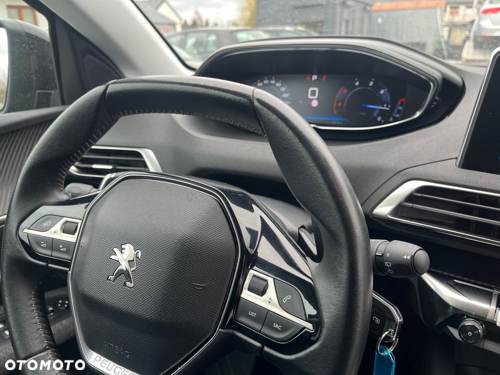 Peugeot 3008 BlueHDi 130 Stop & Start EAT8 Allure - 10