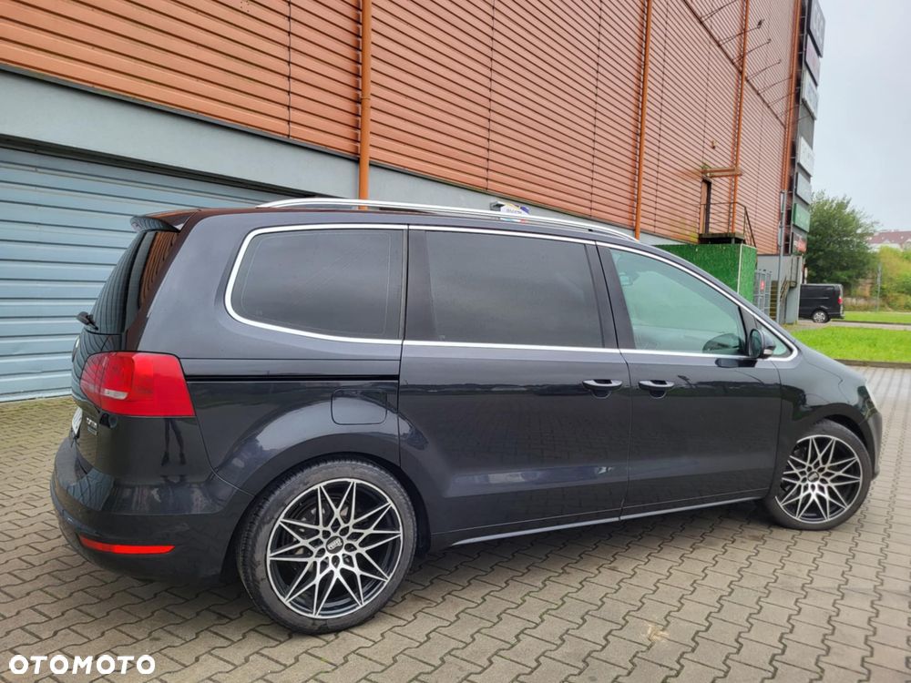 Volkswagen Sharan 2.0 TDI DSG BlueMotion Technology Highline - 20