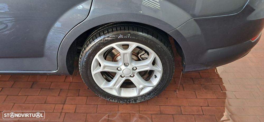 Ford Mondeo 1.8 TDCi 1st Edition - 3