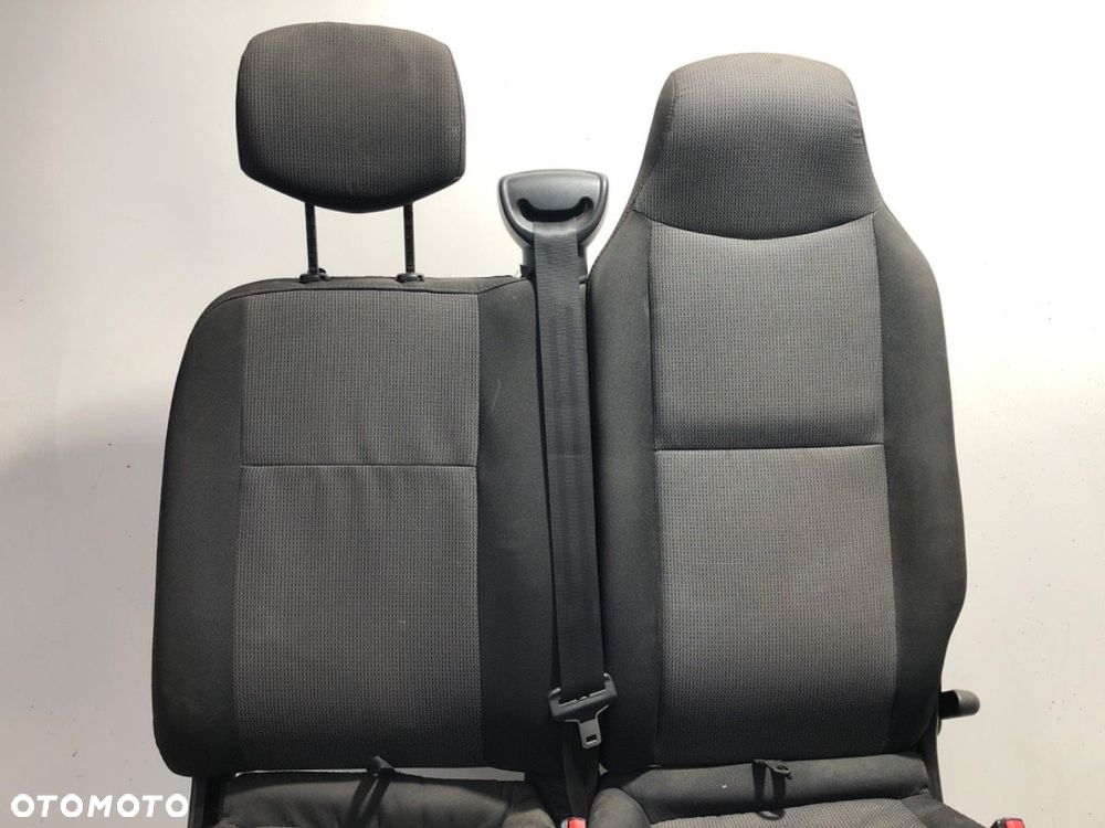 FOTEL PRAWY PRZÓD  RENAULT MASTER III Skrzynia (FV) 2010 - 2022 2.3 dCi 165 FWD (FV0P, FV0U, FV11, - 4