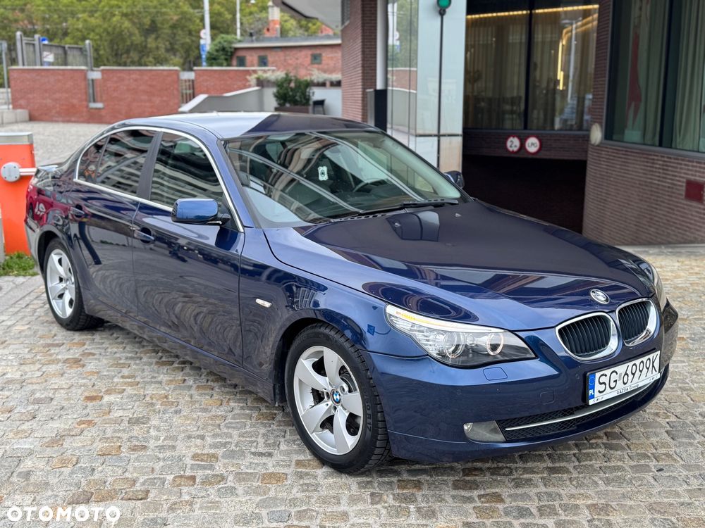 BMW Seria 5 520i Edition Exclusive - 4