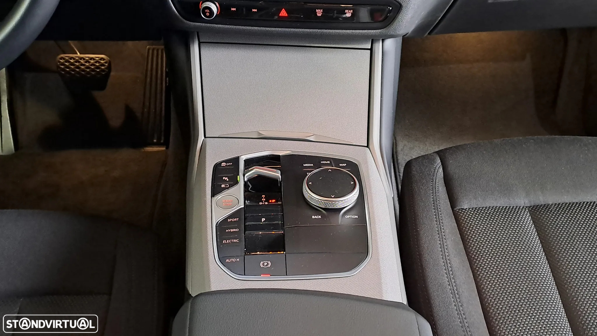 BMW 320 e Touring Auto - 18