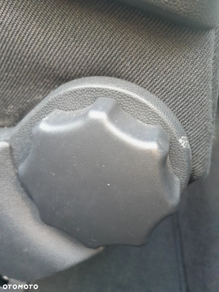 Opel Astra 2.0 Turbo Sport - 27