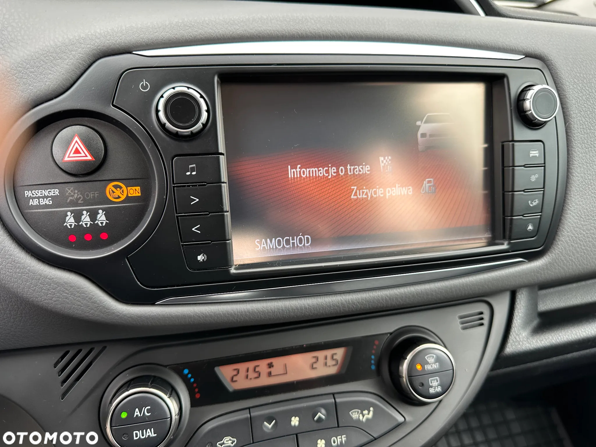 Toyota Yaris 1.33 Premium - 25