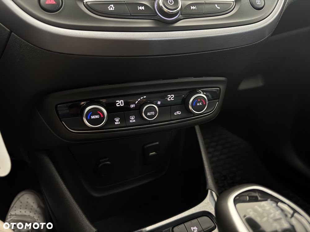 Opel Crossland X - 29