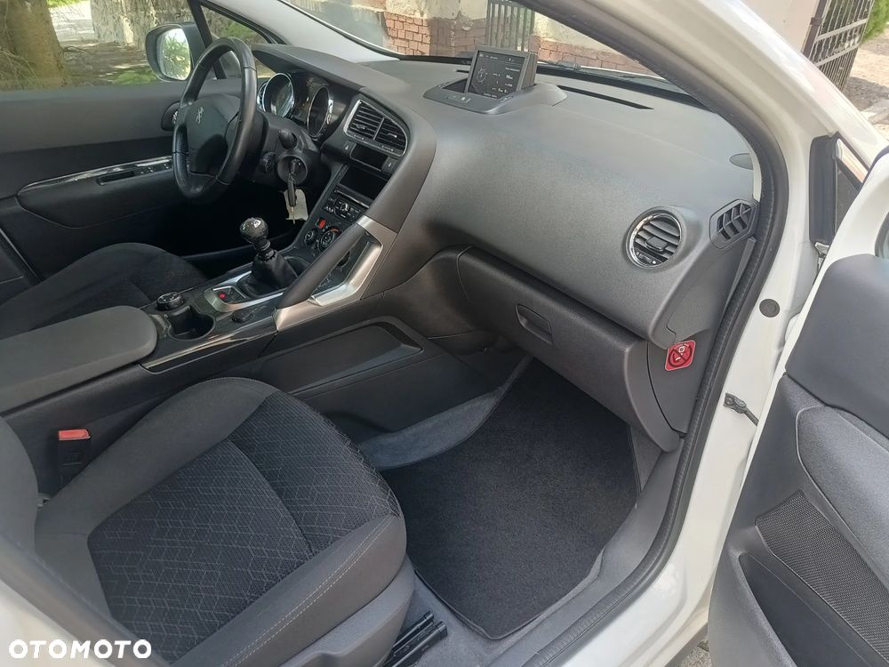 Peugeot 3008 HDi FAP 150 Premium - 23