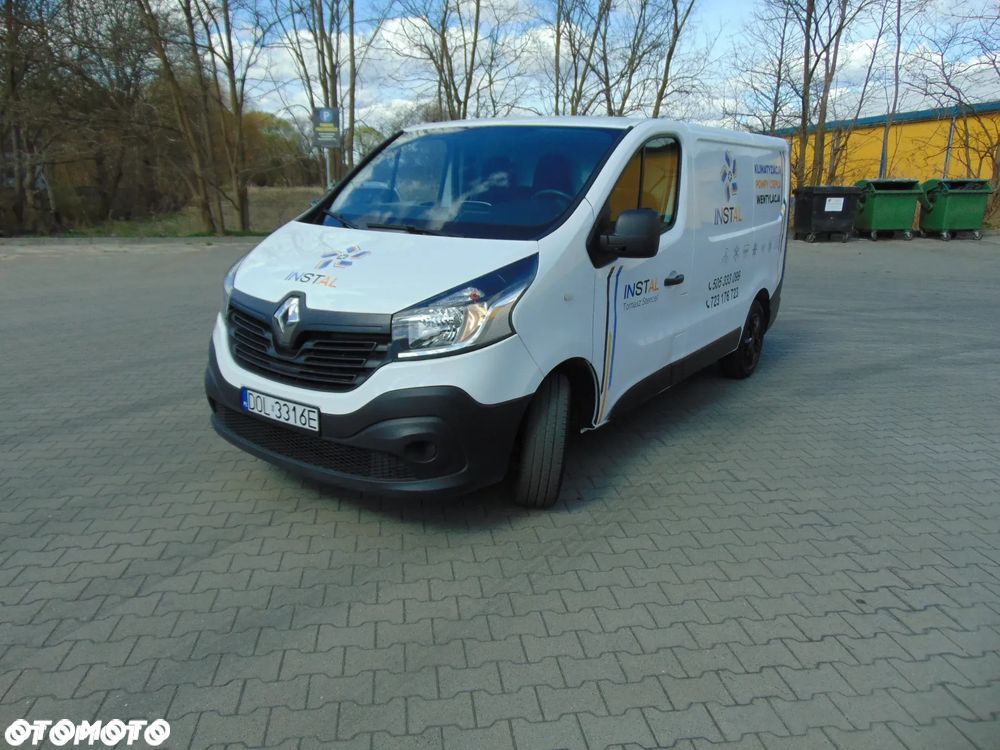 Renault TRAFIC - 1