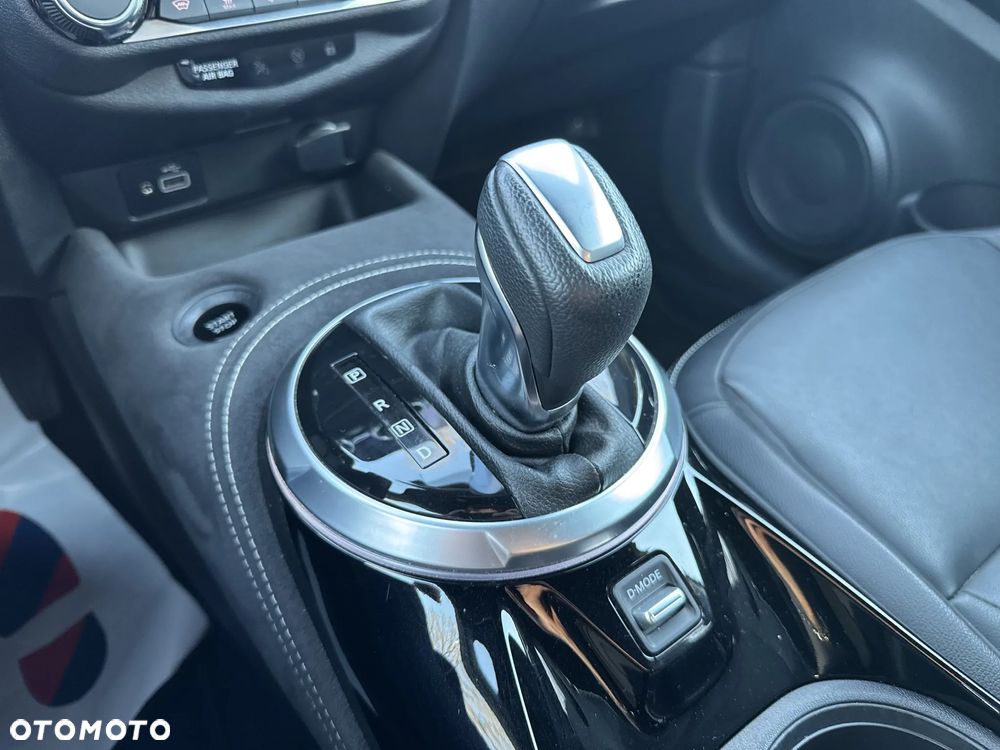 Nissan Juke 1.6 Hybrid N-Design AMT - 24