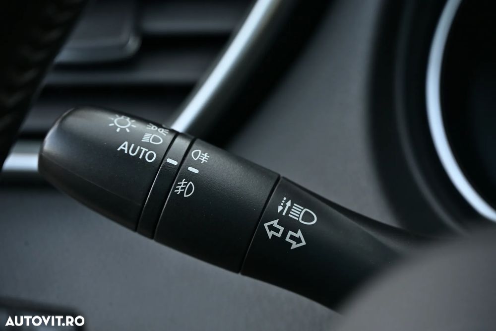 Nissan Qashqai 1.6 DCI ALL-MODE 4x4i TEKNA+ - 32