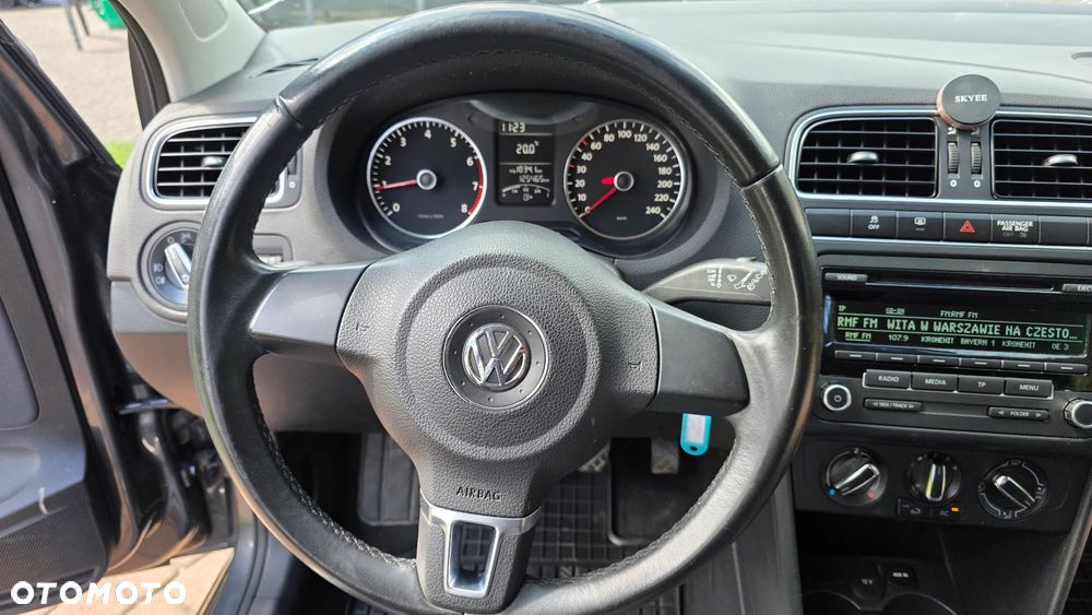 Volkswagen Polo - 33