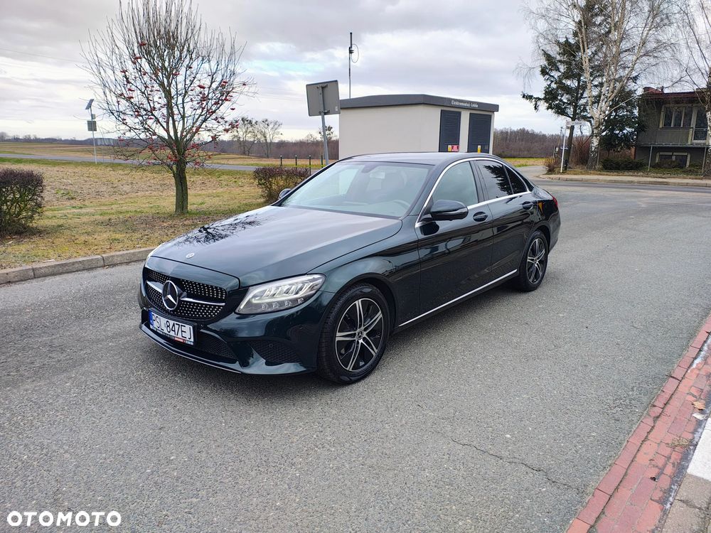 Mercedes-Benz Klasa C 180 d 9G-TRONIC