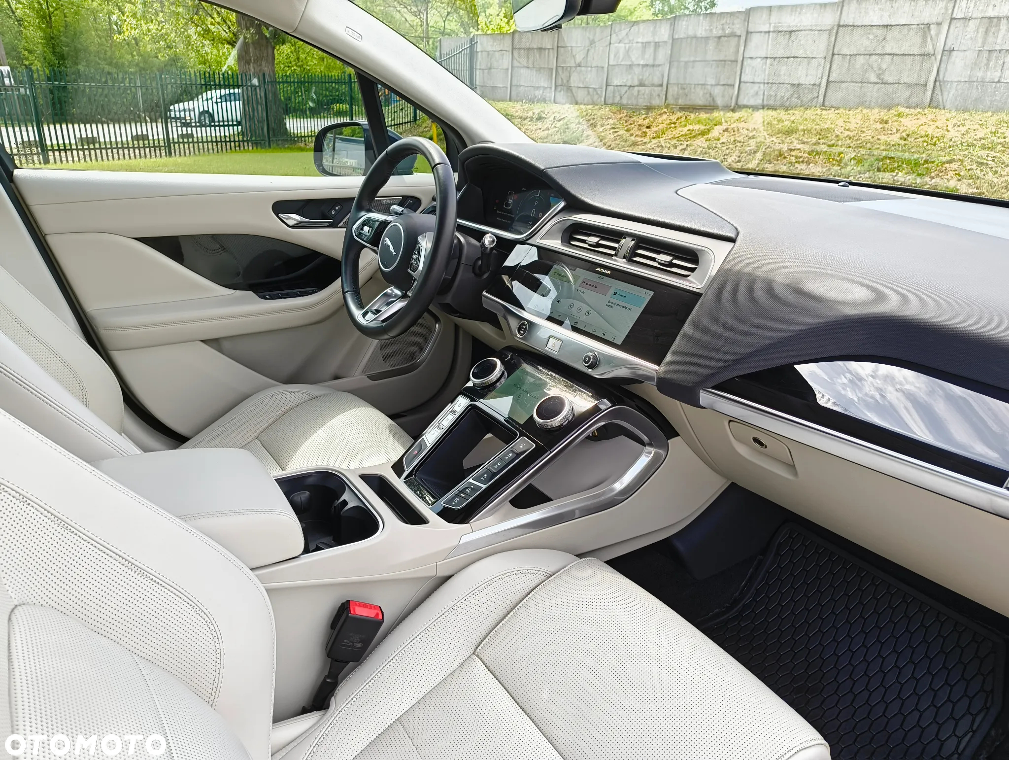 Jaguar I-Pace EV400 AWD HSE - 14