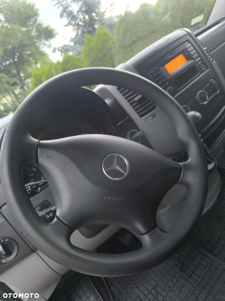 Mercedes-Benz SPRINTER - 23