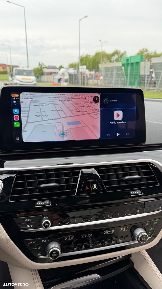 BMW Seria 5 530i AT MHEV - 22