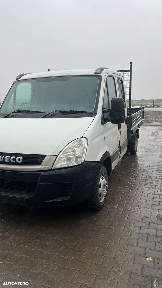 Dezmembram Iveo Daily 2.3 diesel din 2009 - 1