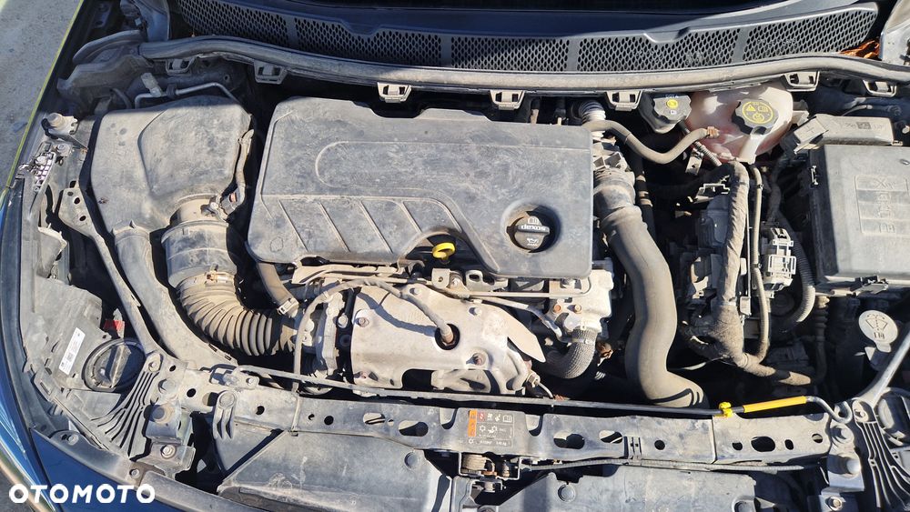 Opel Astra 1.6 CDTI Enjoy - 21