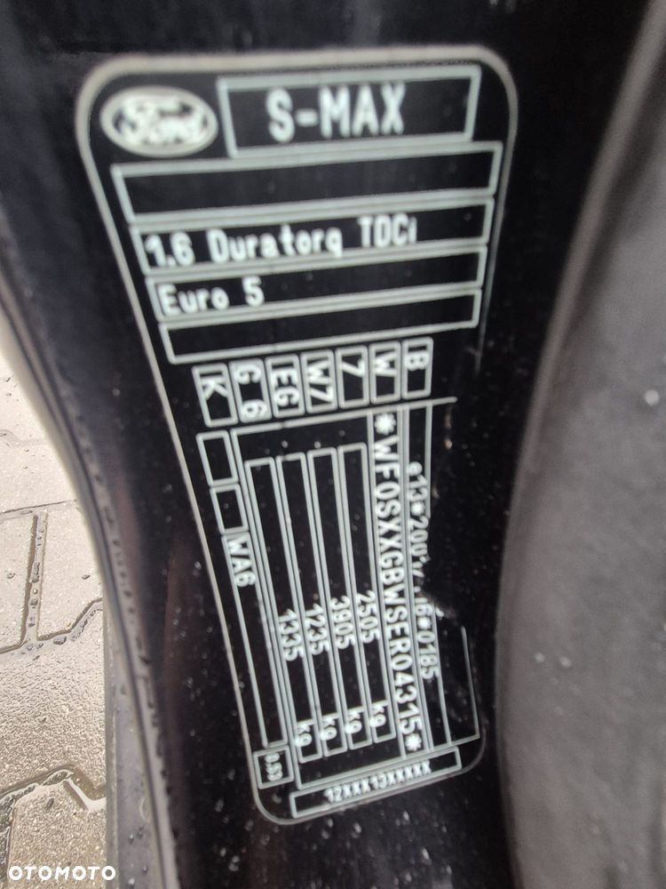 Ford S-Max - 8