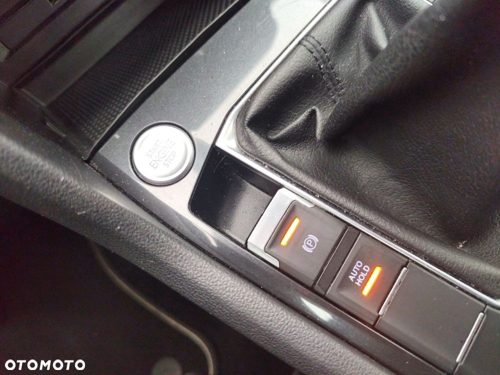 Volkswagen Tiguan - 25