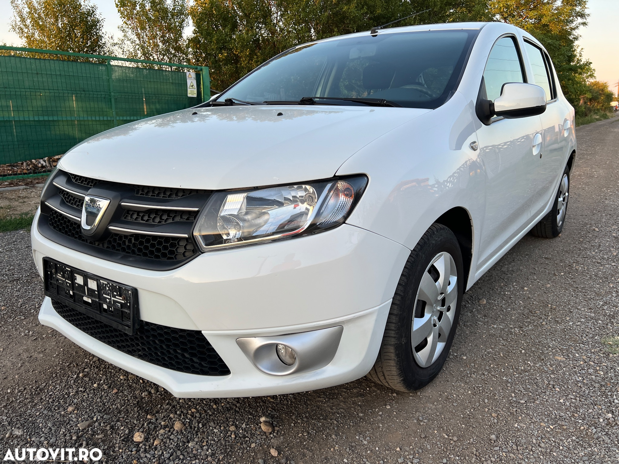Dacia Sandero 1.2 Acces - 10