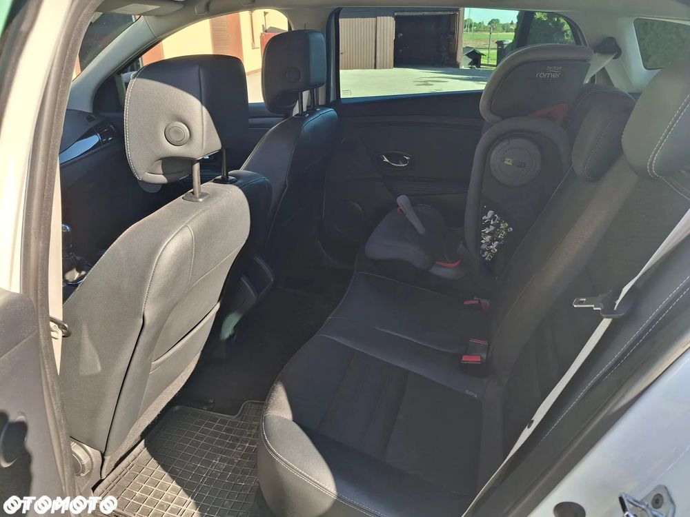 Renault Megane 1.6 dCi Energy Bose - 19