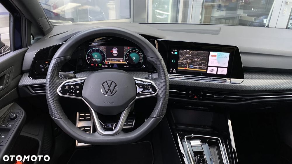 Volkswagen Golf - 21