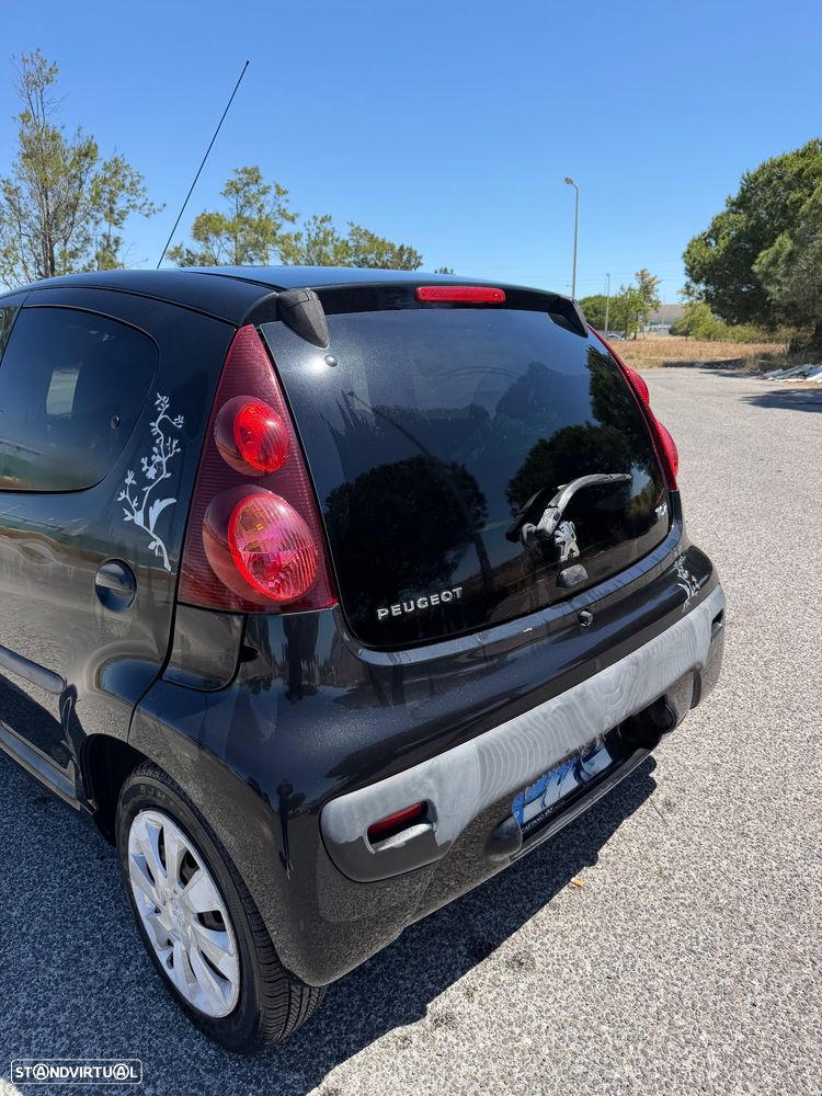 Peugeot 107 1.0 SE Envy - 2