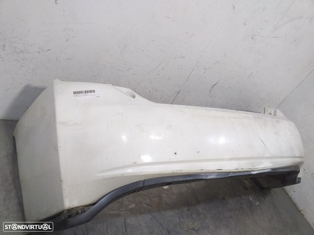 PARA-CHOQUES TRASEIRO TOYOTA PRIUS - 1