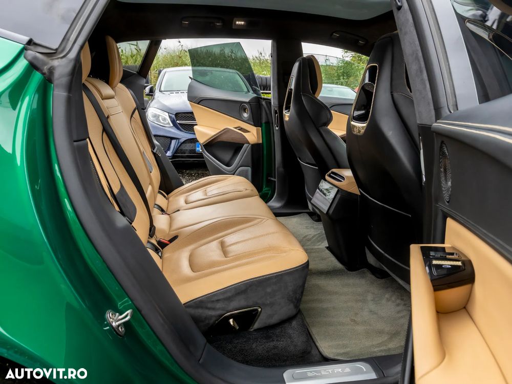 Lotus Eletre 900 Sport Carbon - 7
