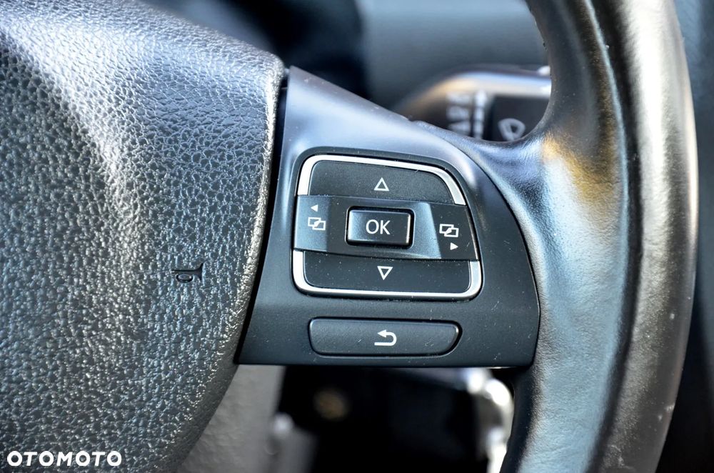 Volkswagen Jetta 1.6 TDI Blue Motion Technology Comfortline - 20