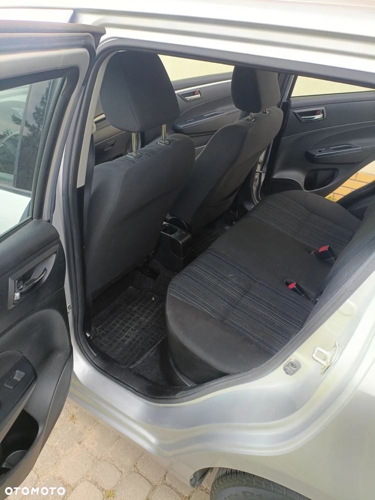 Suzuki Swift - 7