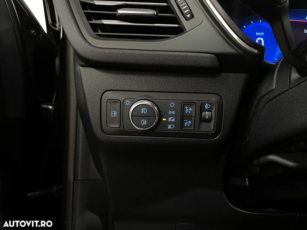 Ford Kuga 2.5 Duratec PHEV Titanium - 24