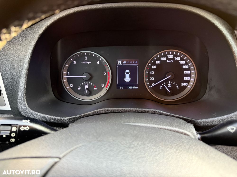 Hyundai Tucson blue 1.7 CRDi 2WD Style - 22