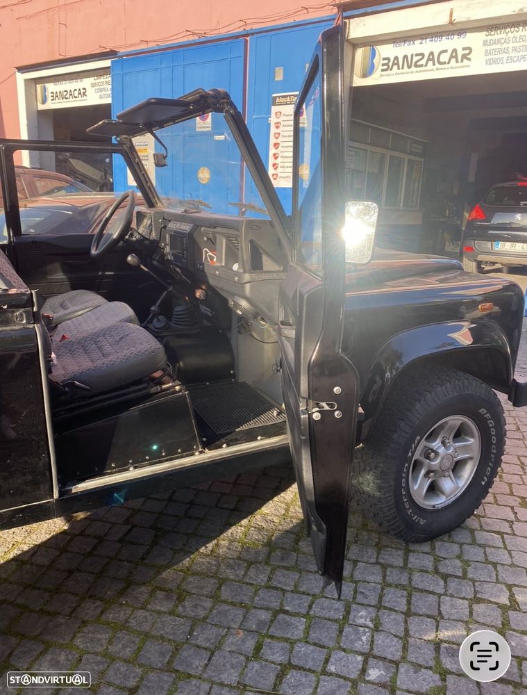 Land Rover Defender 90 2.5 Td5 E - 5