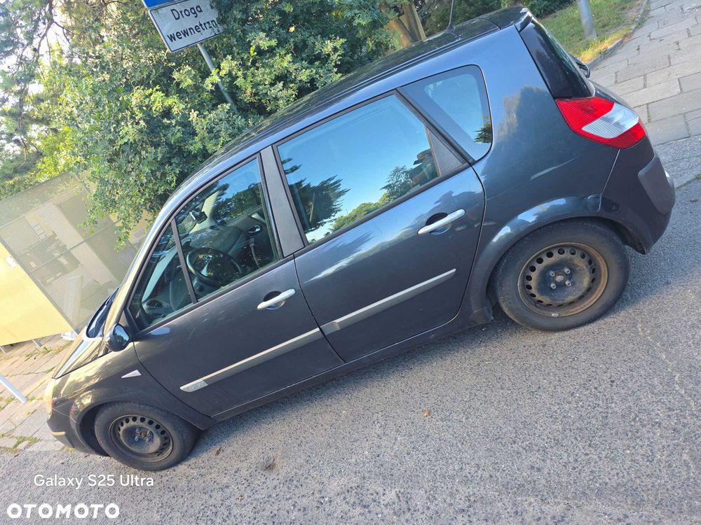 Renault Scenic - 2