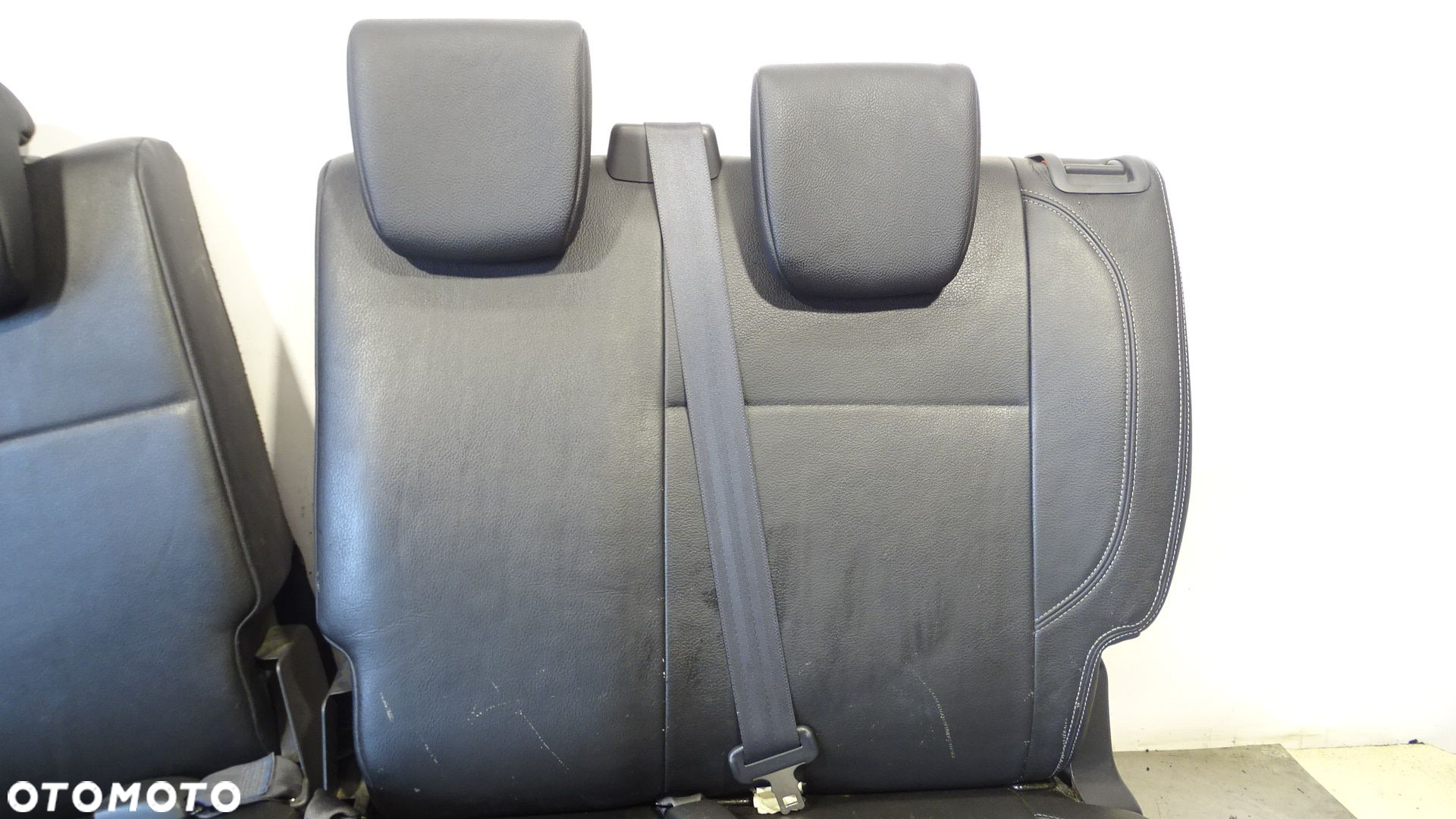 FOTELE KOMPLET SKÓRA FIAT SEDICI 1.9 - 4