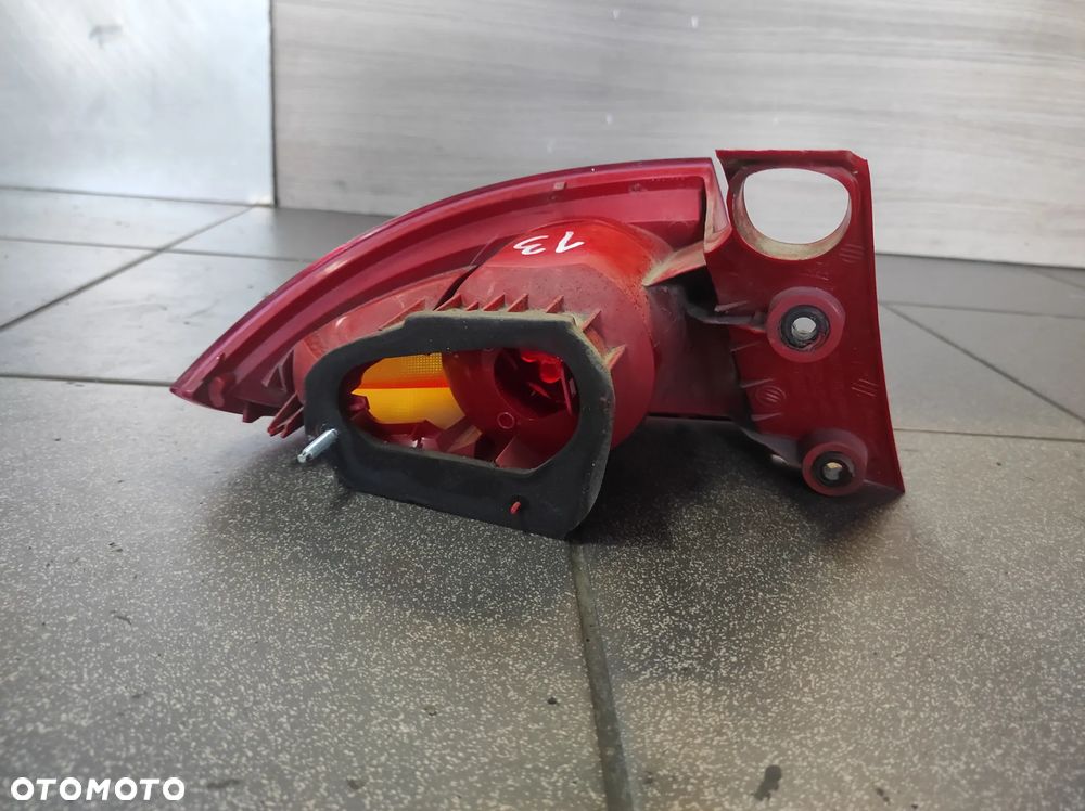 LAMPA PRAWA TYLNA PRAWY TYŁ W BŁOTNIK SEAT LEON 2 VALEO ..13.. WYSYŁKA !!! - 3