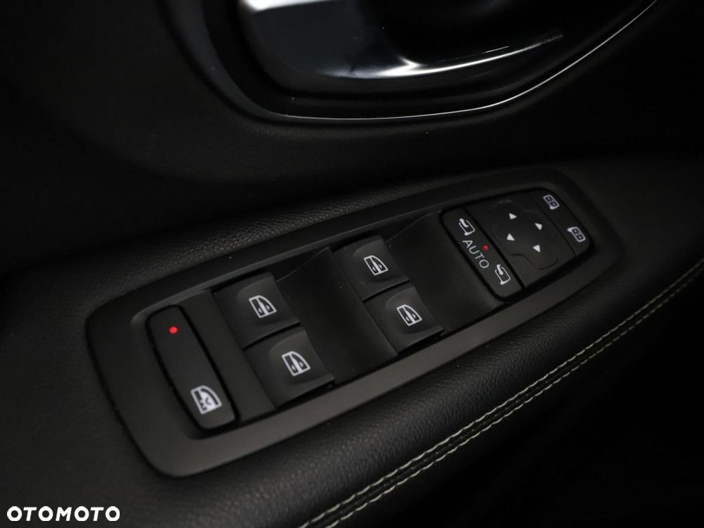 Renault Grand Scenic BLUE dCi 120 EDC BUSINESS EDITION - 37