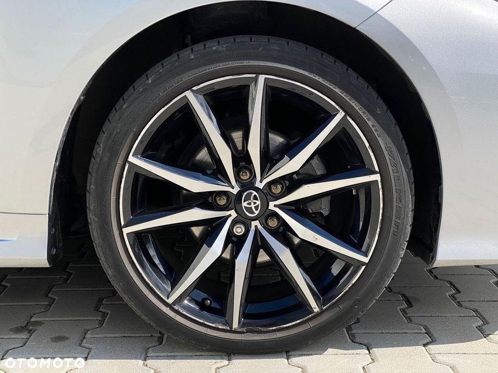 Toyota Corolla 1.8 Hybrid GR Sport Dynamic - 35