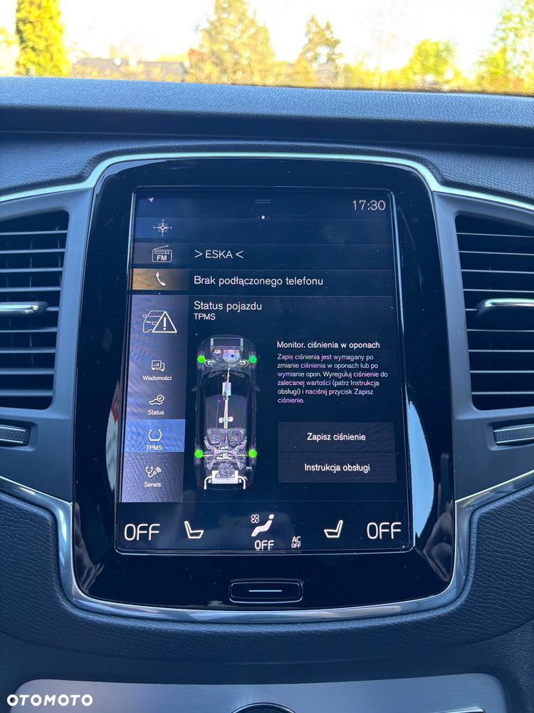 Volvo XC 90 D5 AWD Momentum - 28