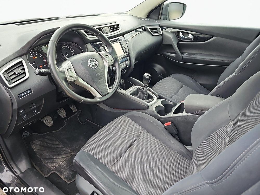 Nissan Qashqai - 11