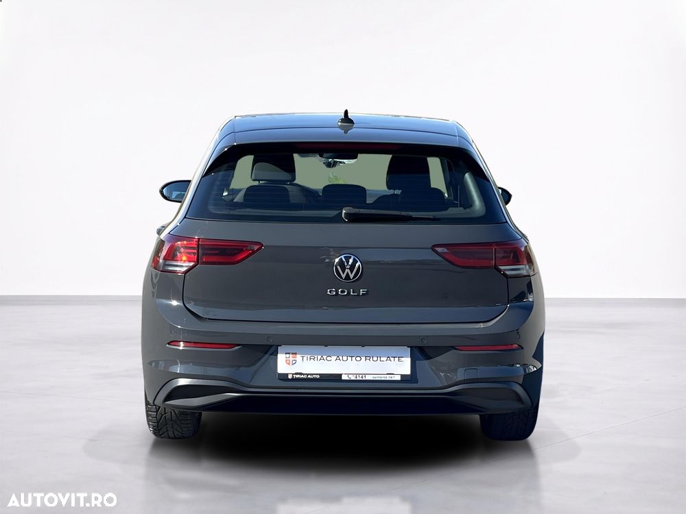Volkswagen Golf - 5