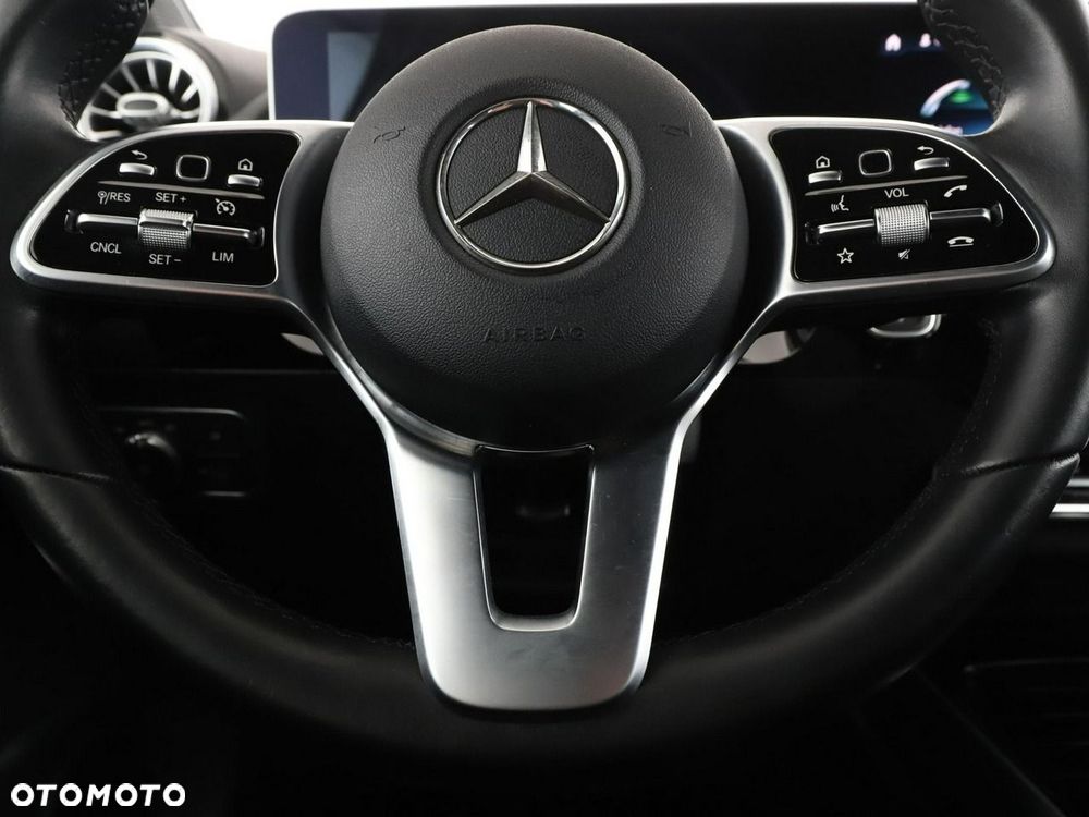 Mercedes-Benz Klasa B 180 7G-DCT Progressive - 22