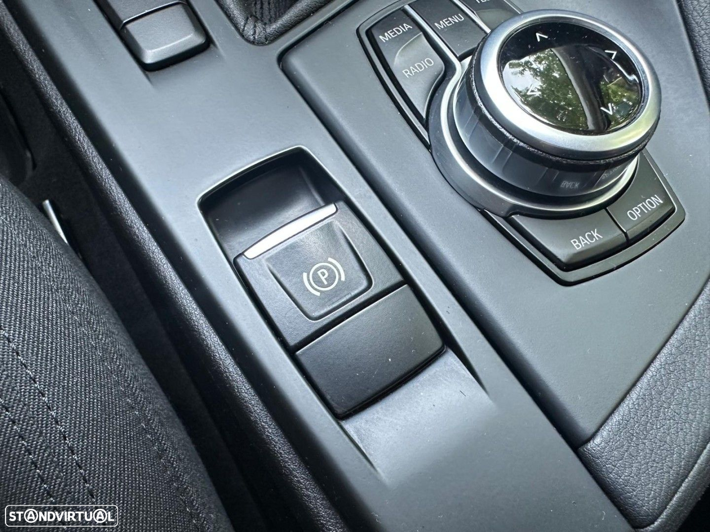 BMW X1 16 d sDrive Advantage - 36