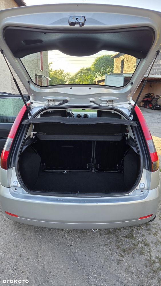 Ford Fiesta 1.4 - 16