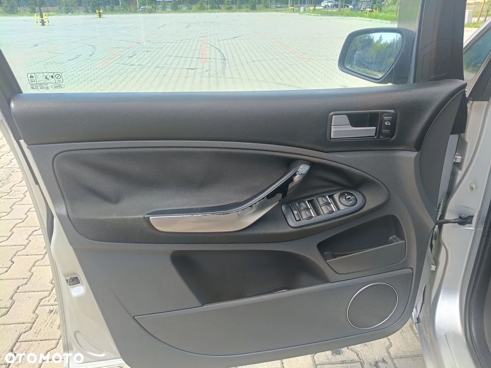 Ford C-MAX 2.0 Titanium - 26