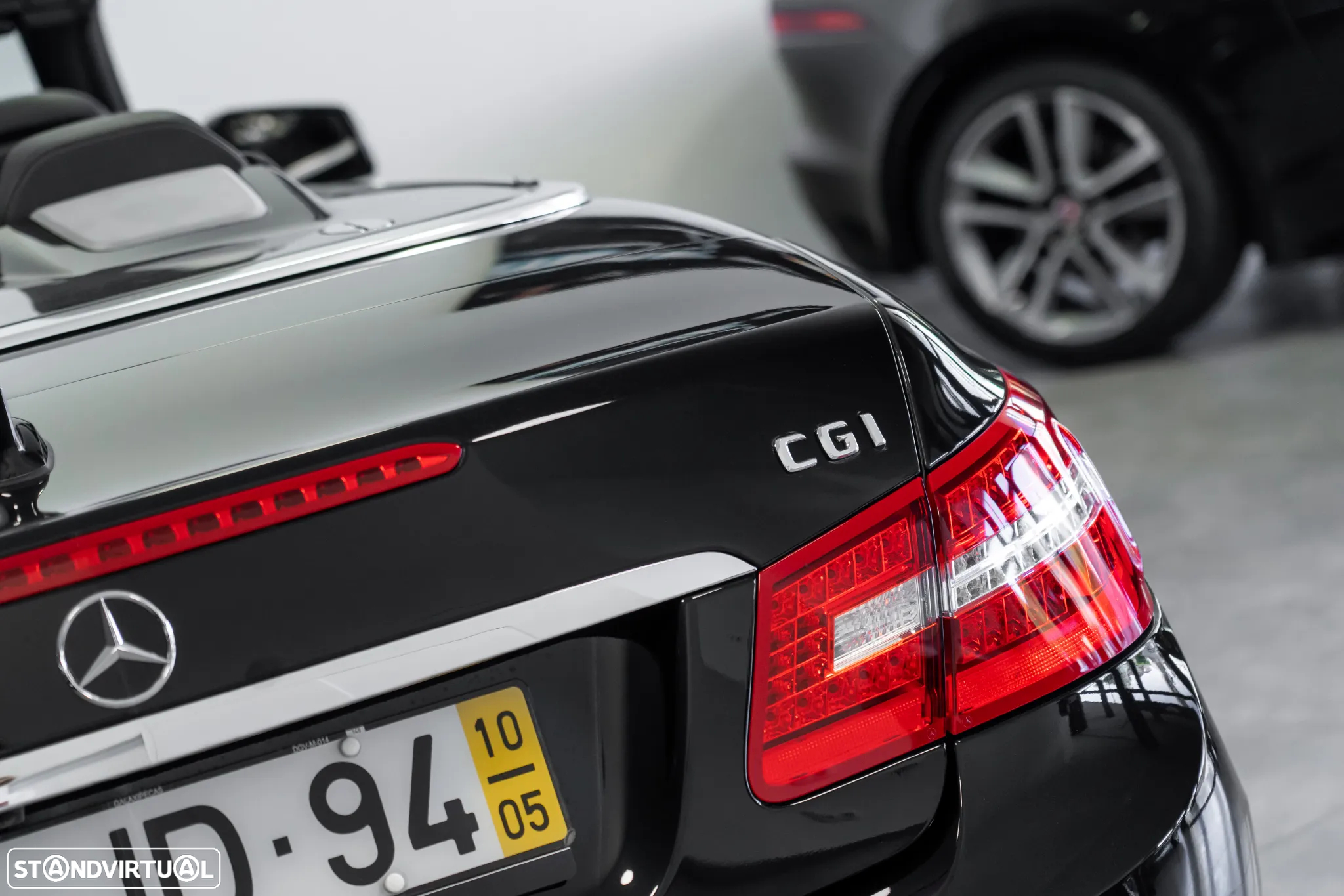 Mercedes-Benz E 250 CGi Avantgarde BlueEfficiency Auto - 8